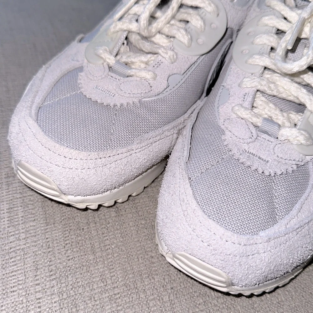 Nike Air Max 90 Futura SE Sneakers in Photon Dust/Sail/Tawny - Picture 6 of 8
